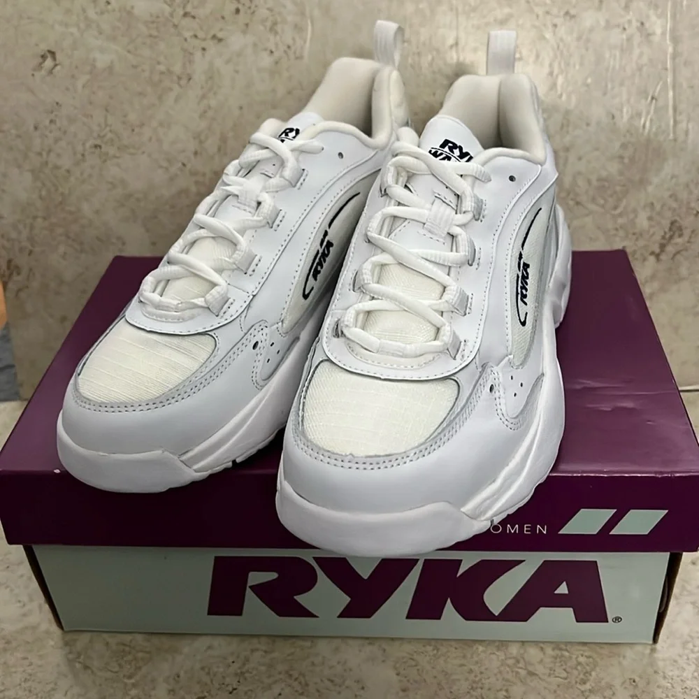 Ryka Walk Perfection Sneakers Women’s Size 9W NEW